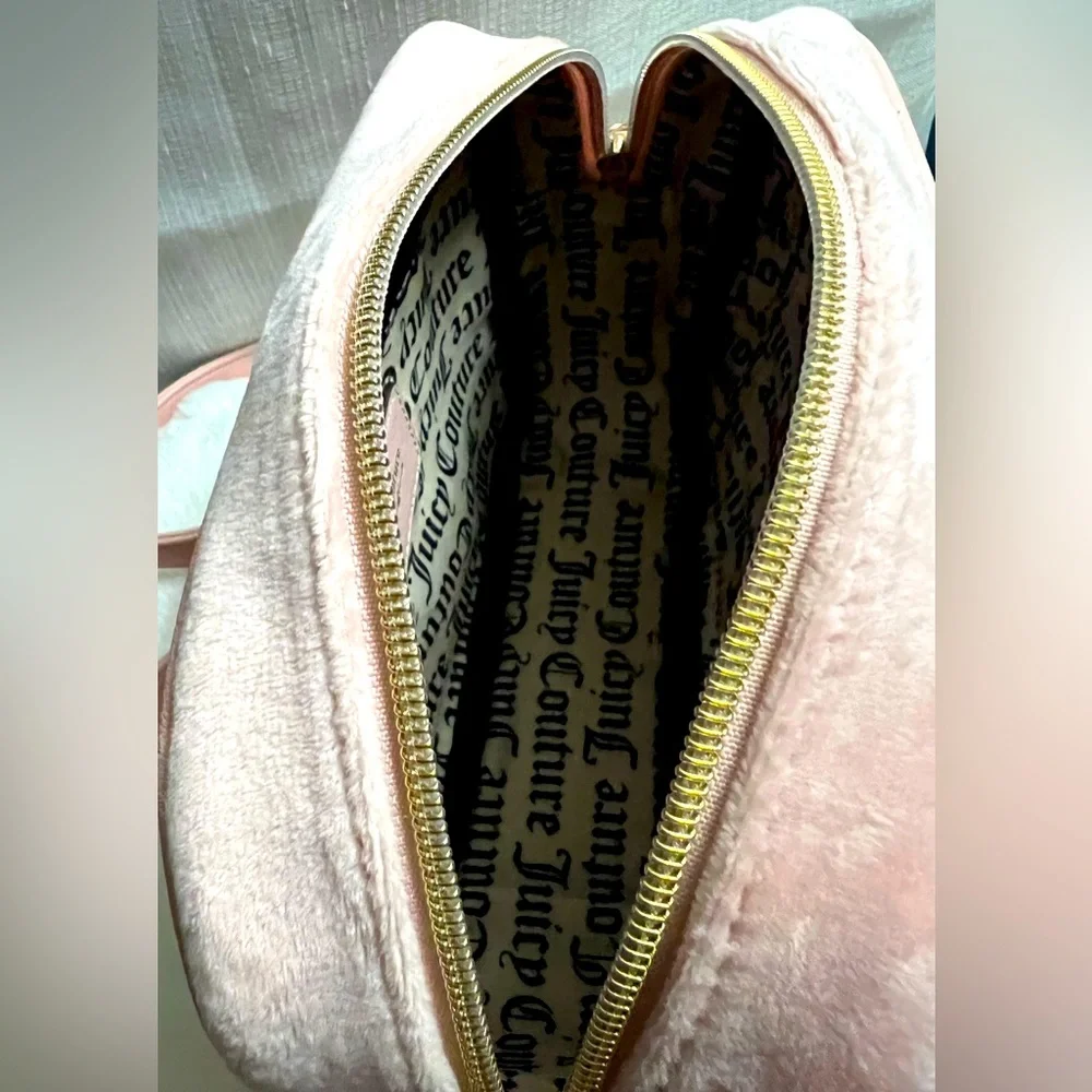 NEW Juicy Couture Pink Diamond Heritage Crossbody Bag - Picture 6 of 7